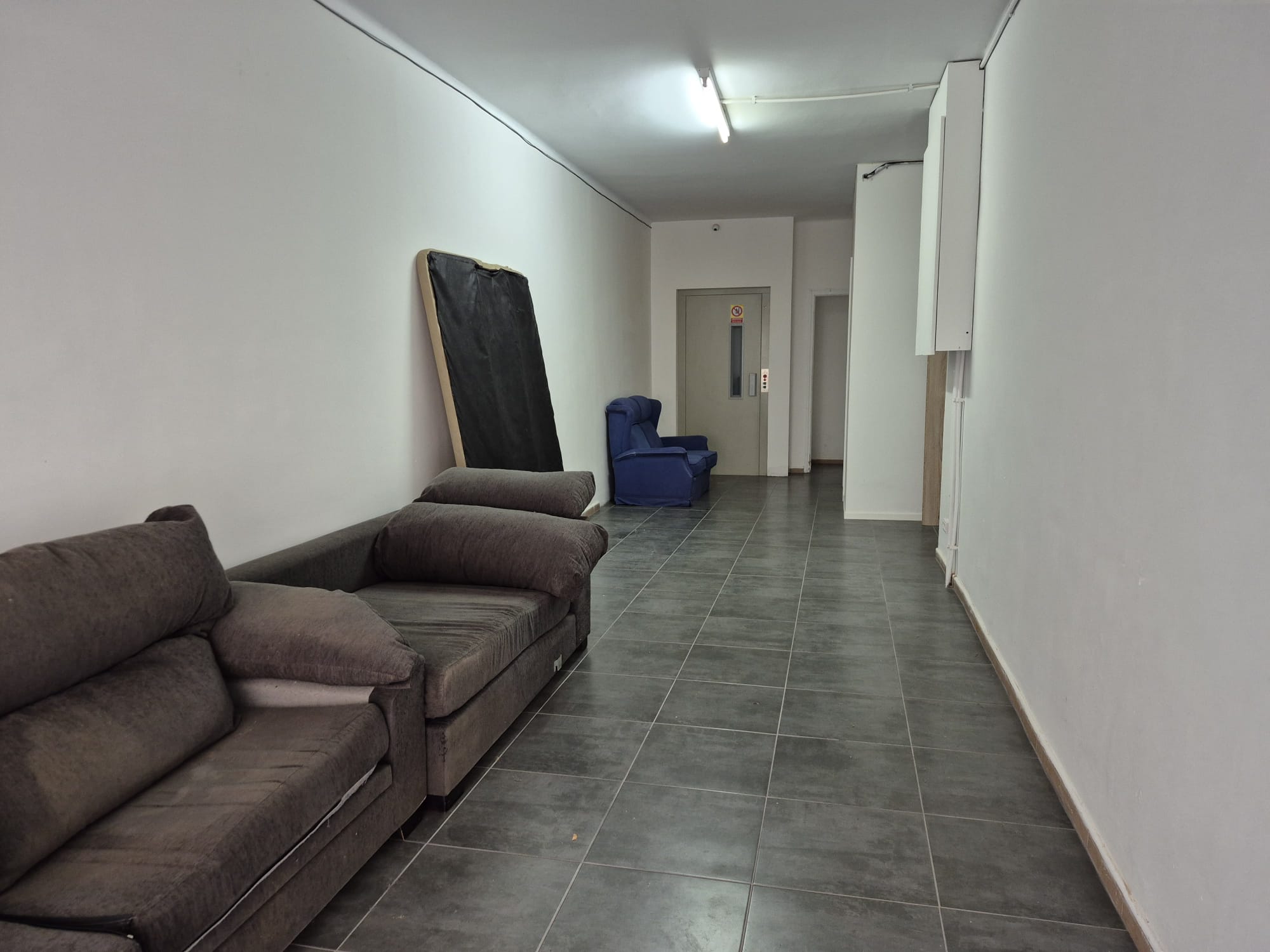 Local comercial – Barcelona 309.00 m2 photo4