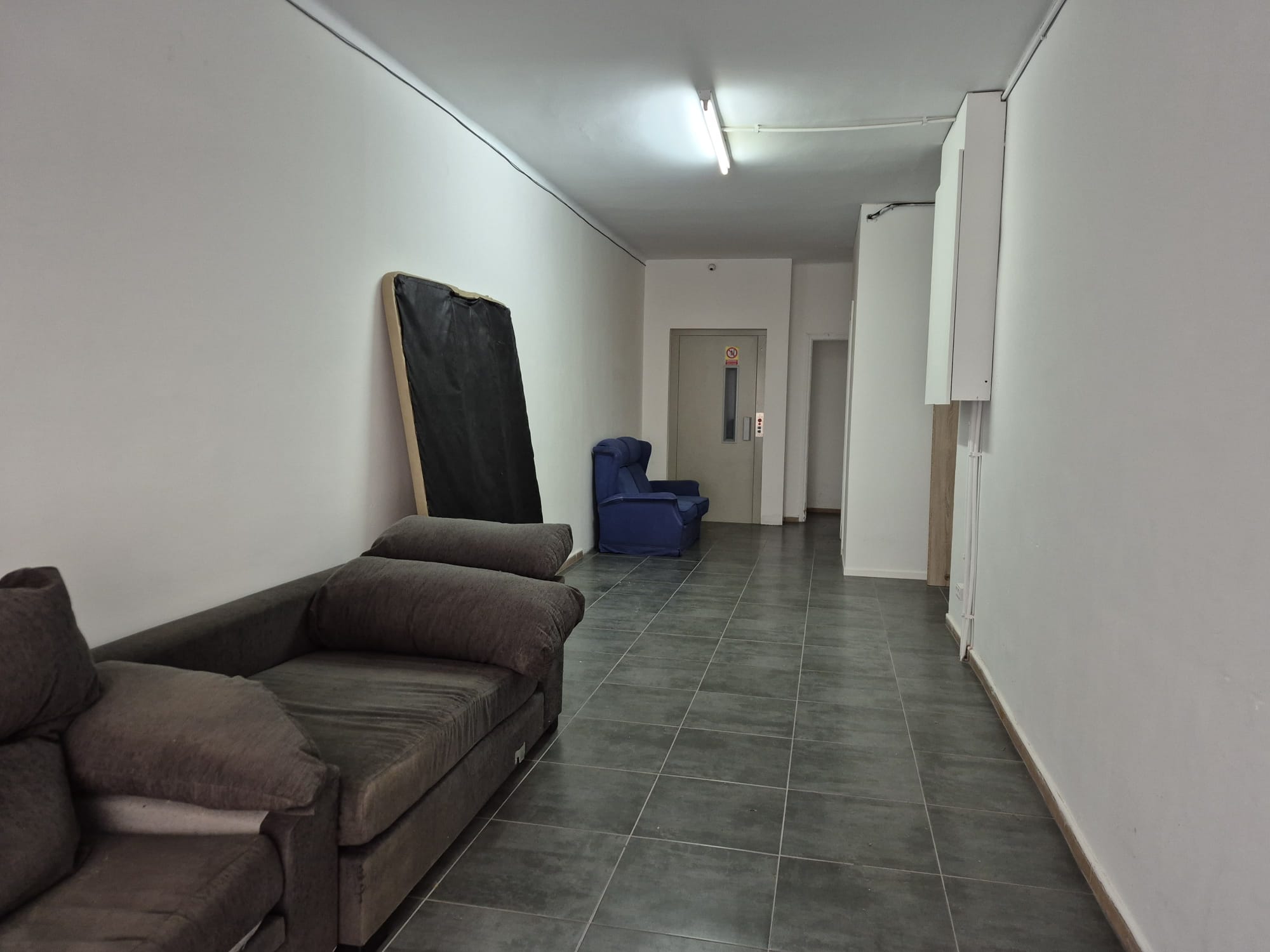 Local comercial – Barcelona 309.00 m2 photo2