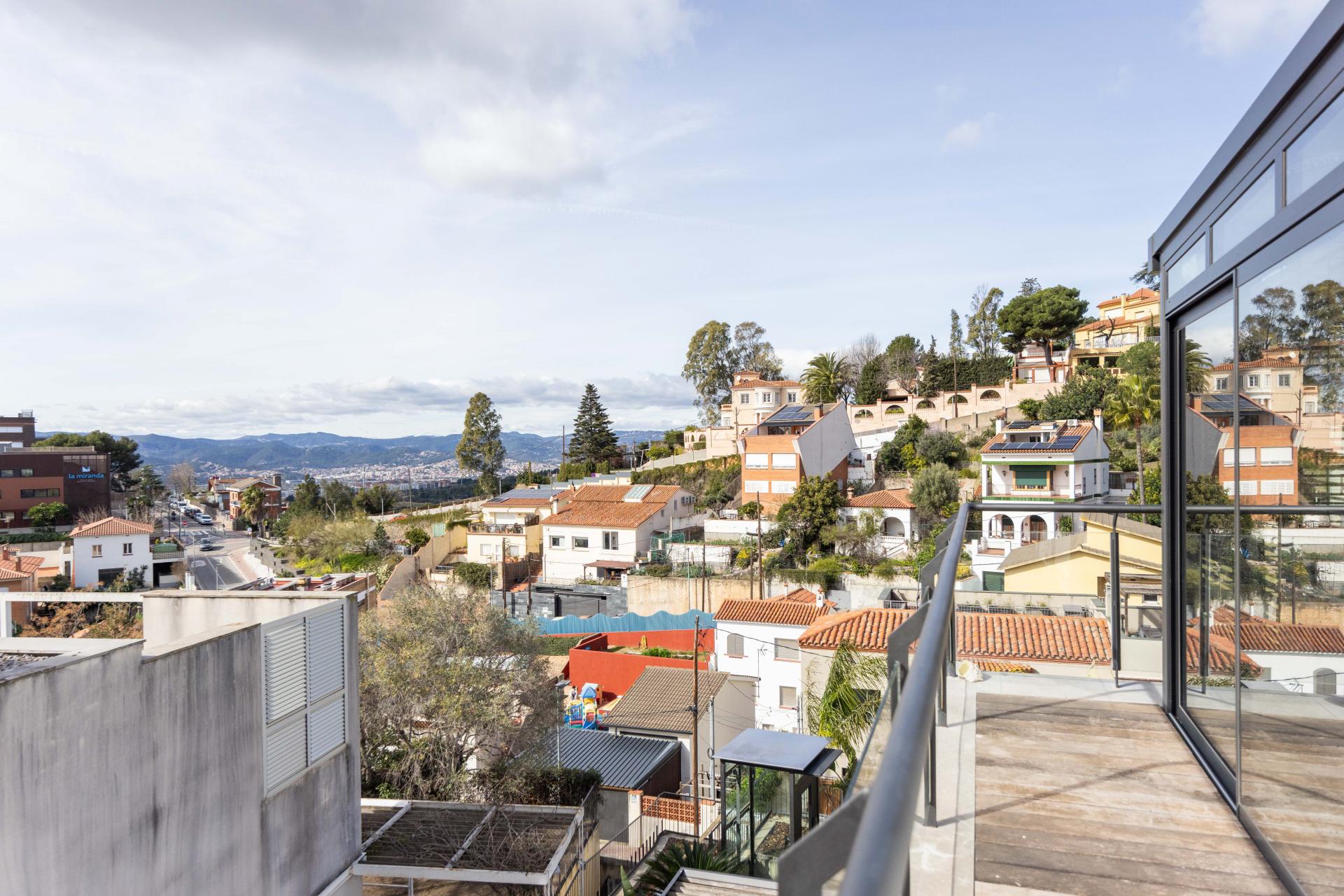 Chalet – Esplugues de Llobregat 351.00 m2 photo4