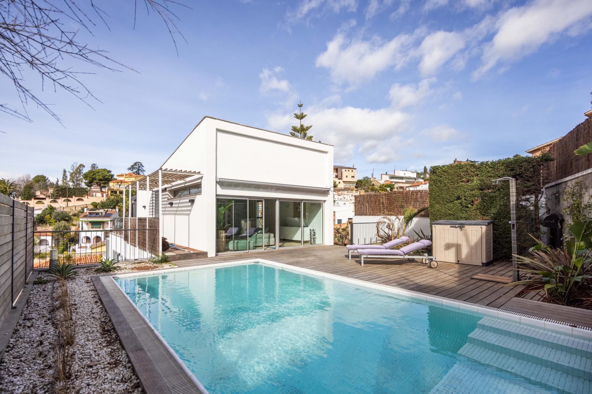 Chalet – Esplugues de Llobregat 351.00 m2 photo3