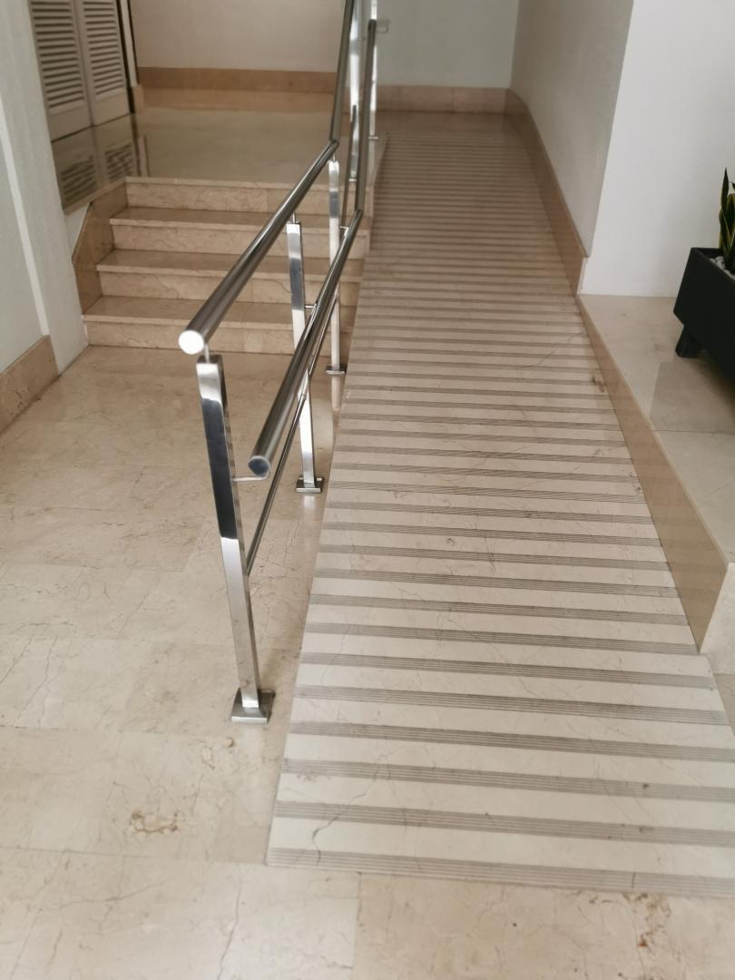 Piso – Cornellà de Llobregat 110.00 m2 photo13