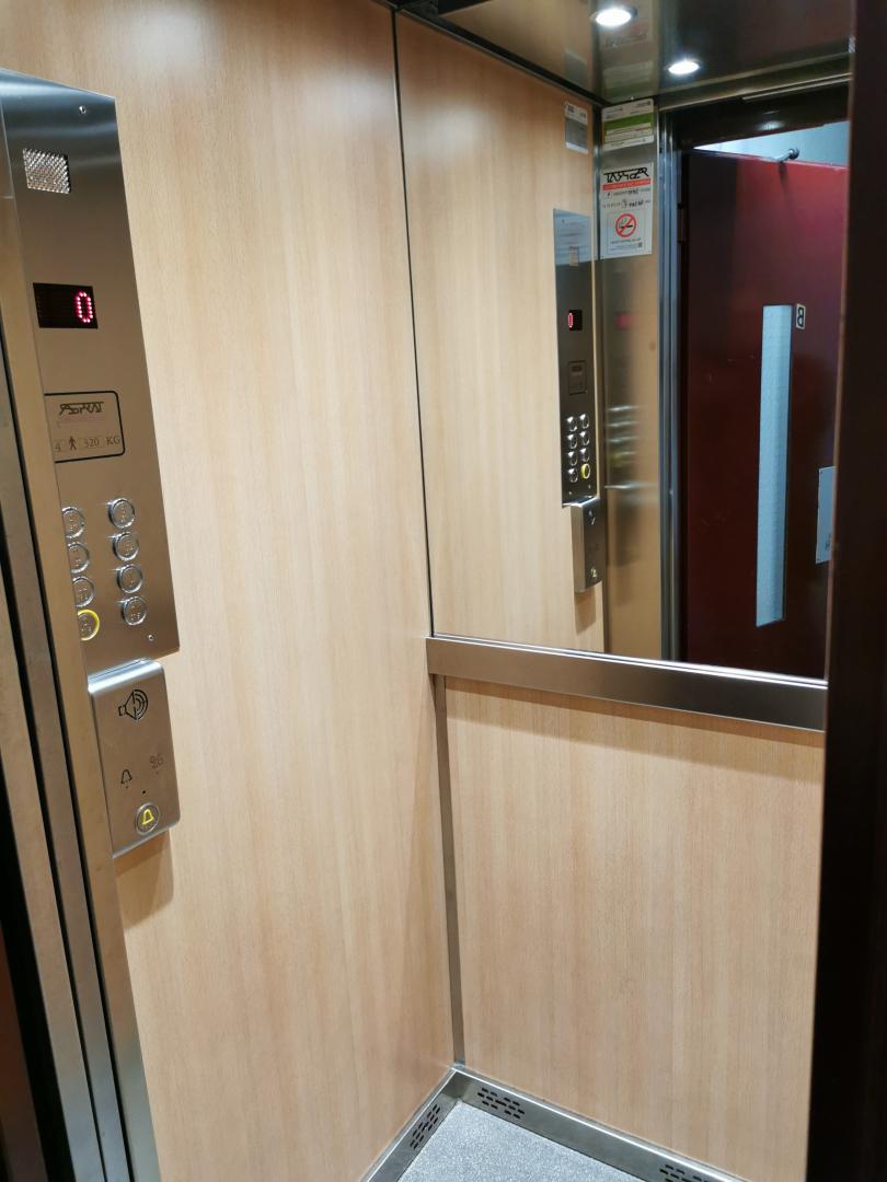 Piso – Cornellà de Llobregat 110.00 m2 photo9