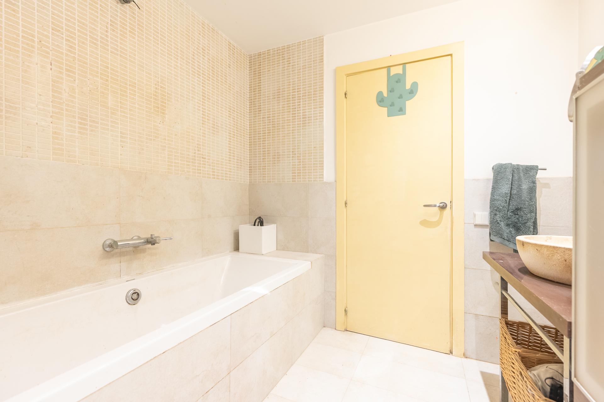 Piso – Barcelona 95.00 m2 photo23