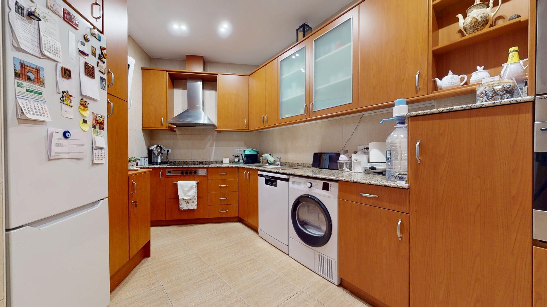 Piso – Barcelona 114.00 m2 photo22