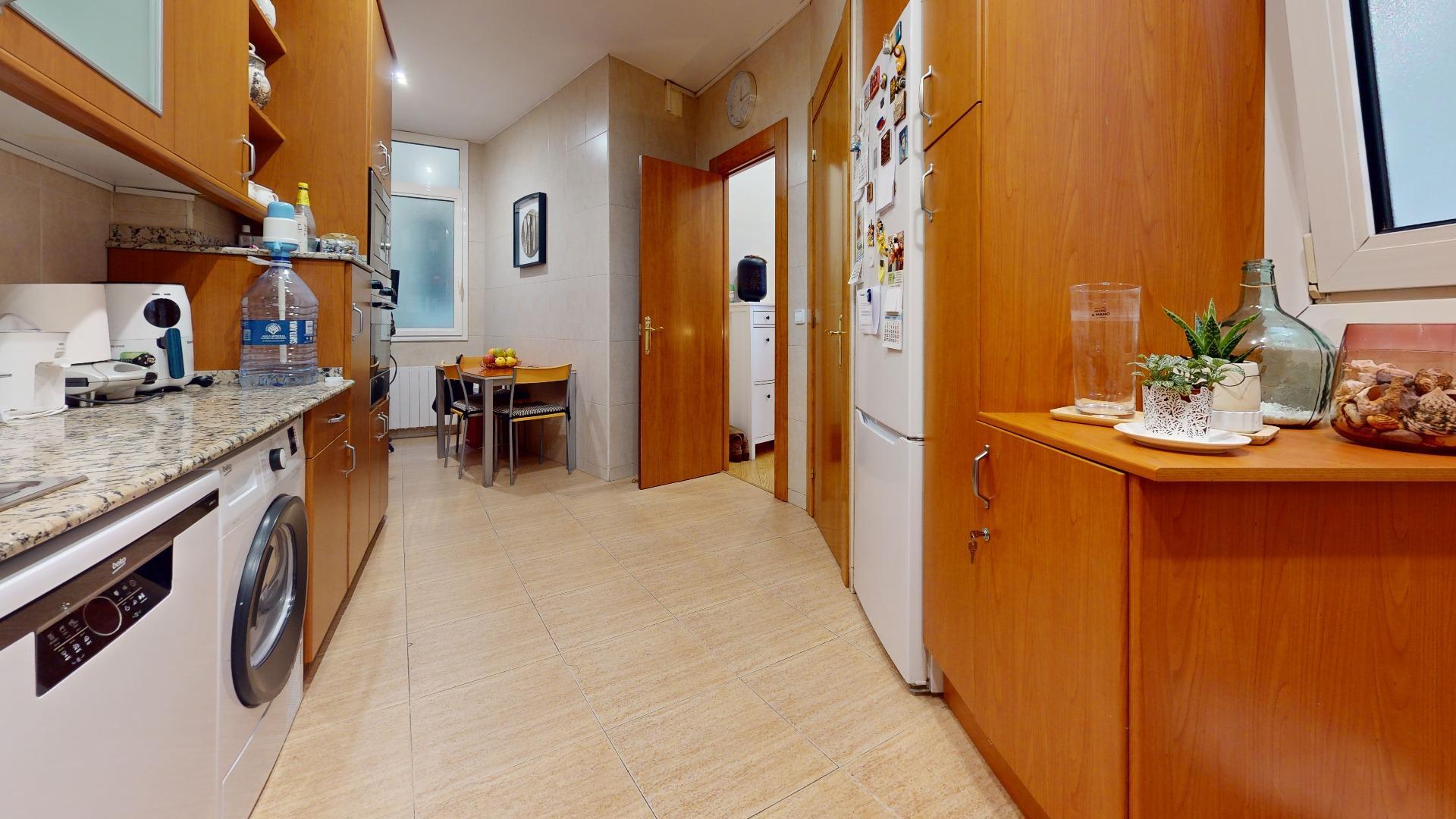 Piso – Barcelona 114.00 m2 photo31