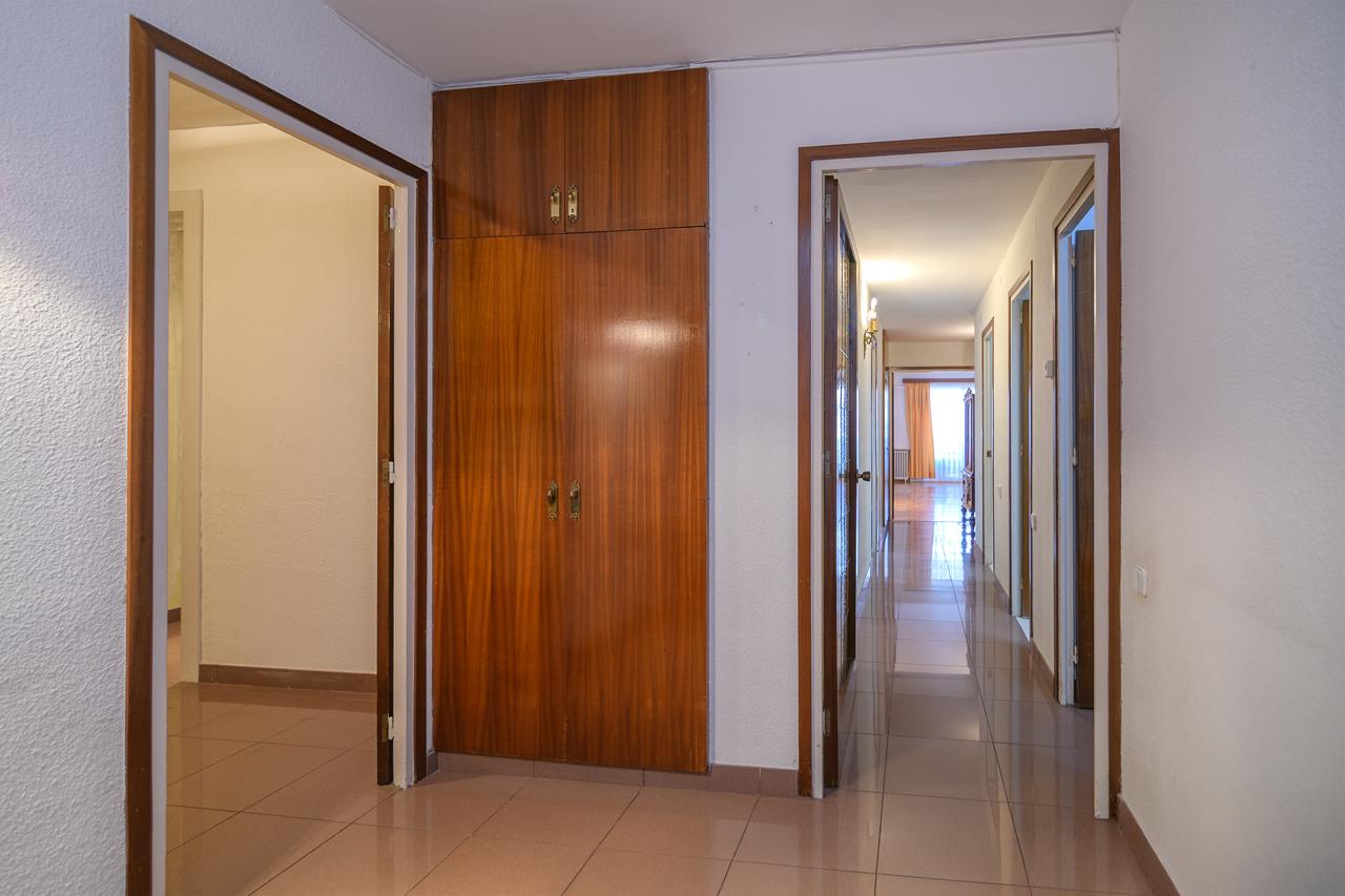 Piso – Barcelona 130.00 m2 photo11