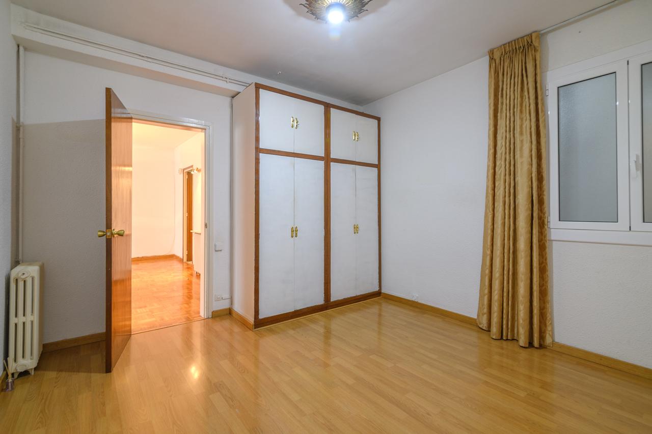 Piso – Barcelona 130.00 m2 photo28