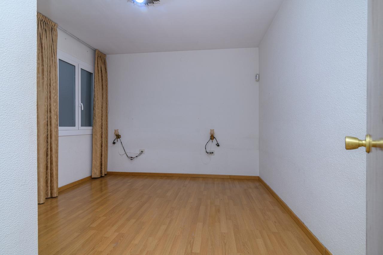 Piso – Barcelona 130.00 m2 photo26
