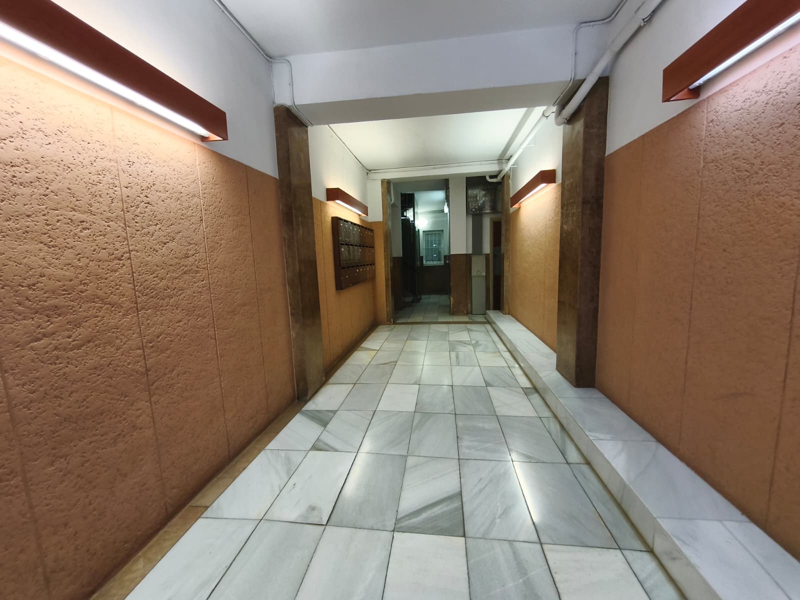 Piso – Barcelona 73.00 m2 photo5