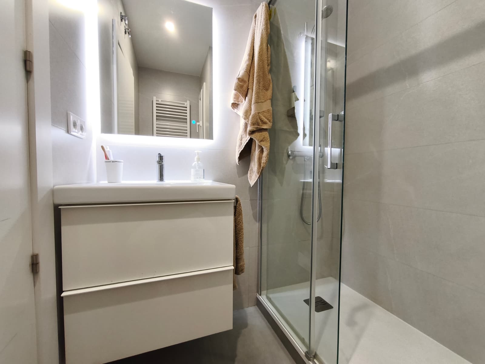 Piso – Barcelona 73.00 m2 photo20