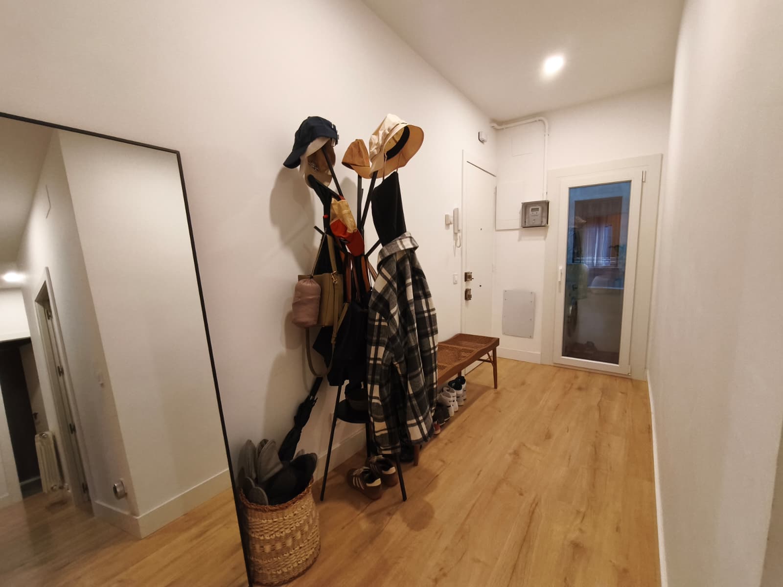 Piso – Barcelona 73.00 m2 photo2