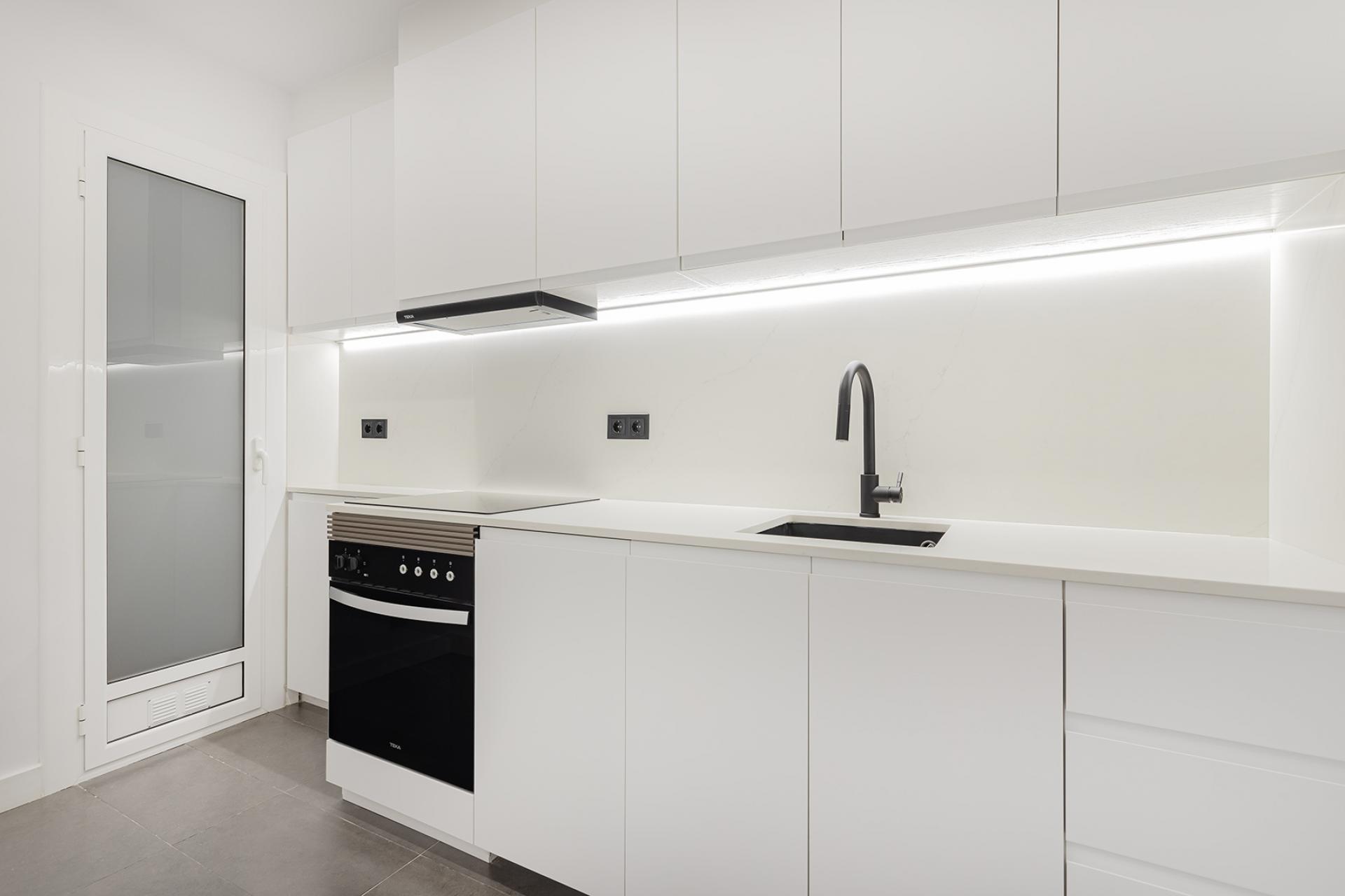 Piso – Esplugues de Llobregat 57.00 m2 photo11