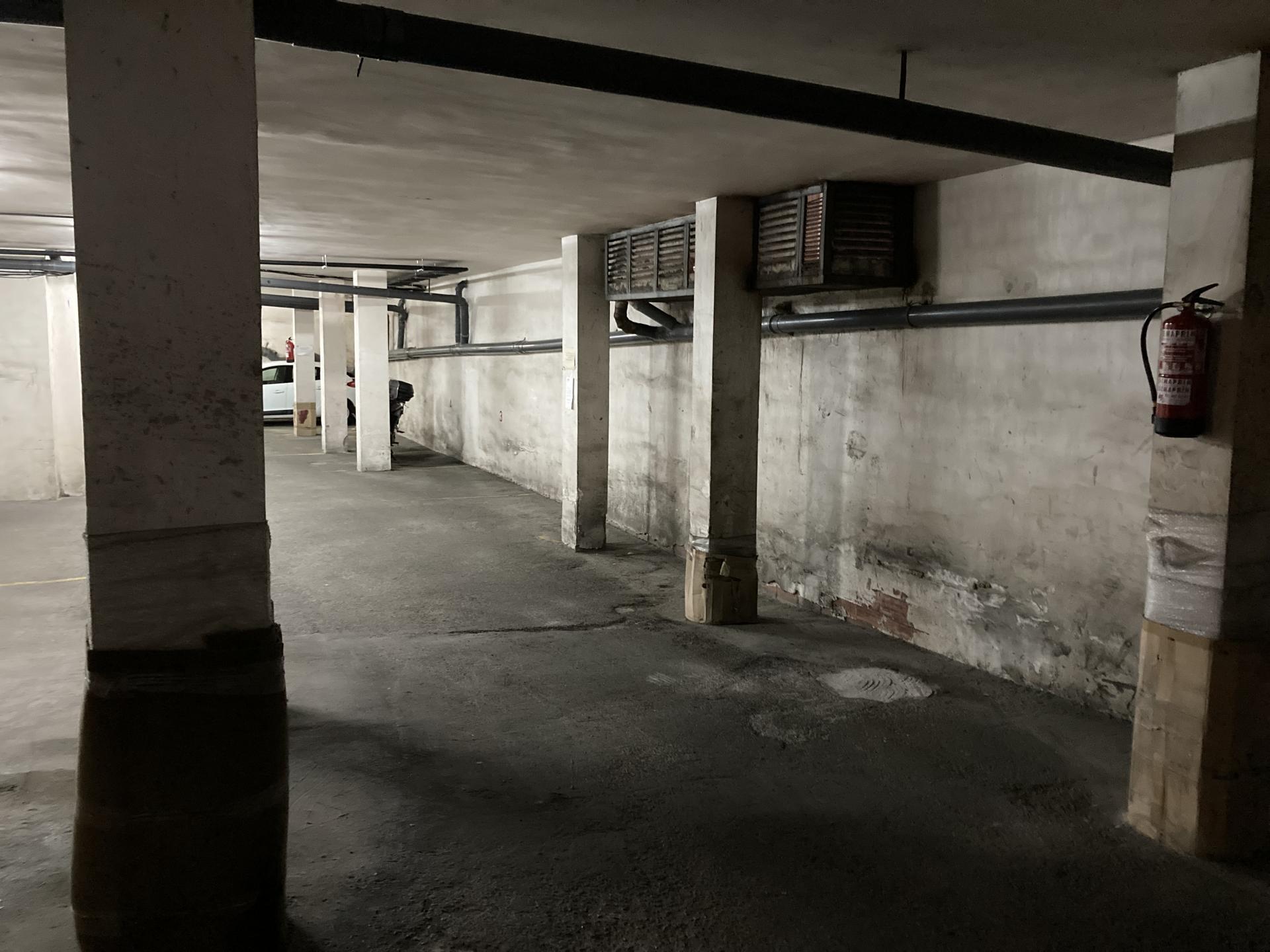 Plaza aparcamiento – Barcelona 18.00 m2 photo4