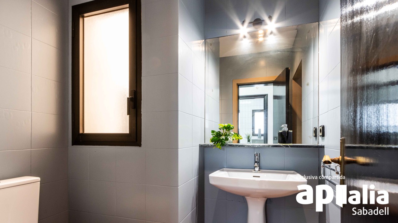 Unifamiliar adosada – Sabadell 597.00 m2 photo40