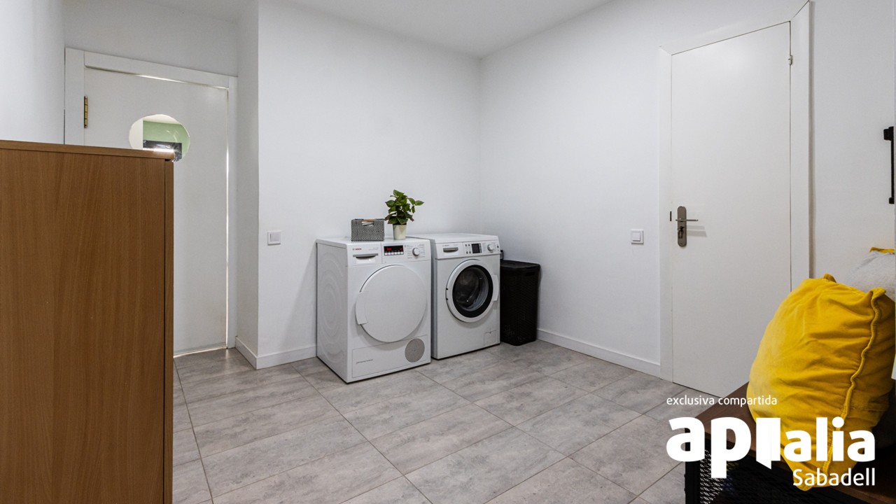 Unifamiliar adosada – Sabadell 597.00 m2 photo13