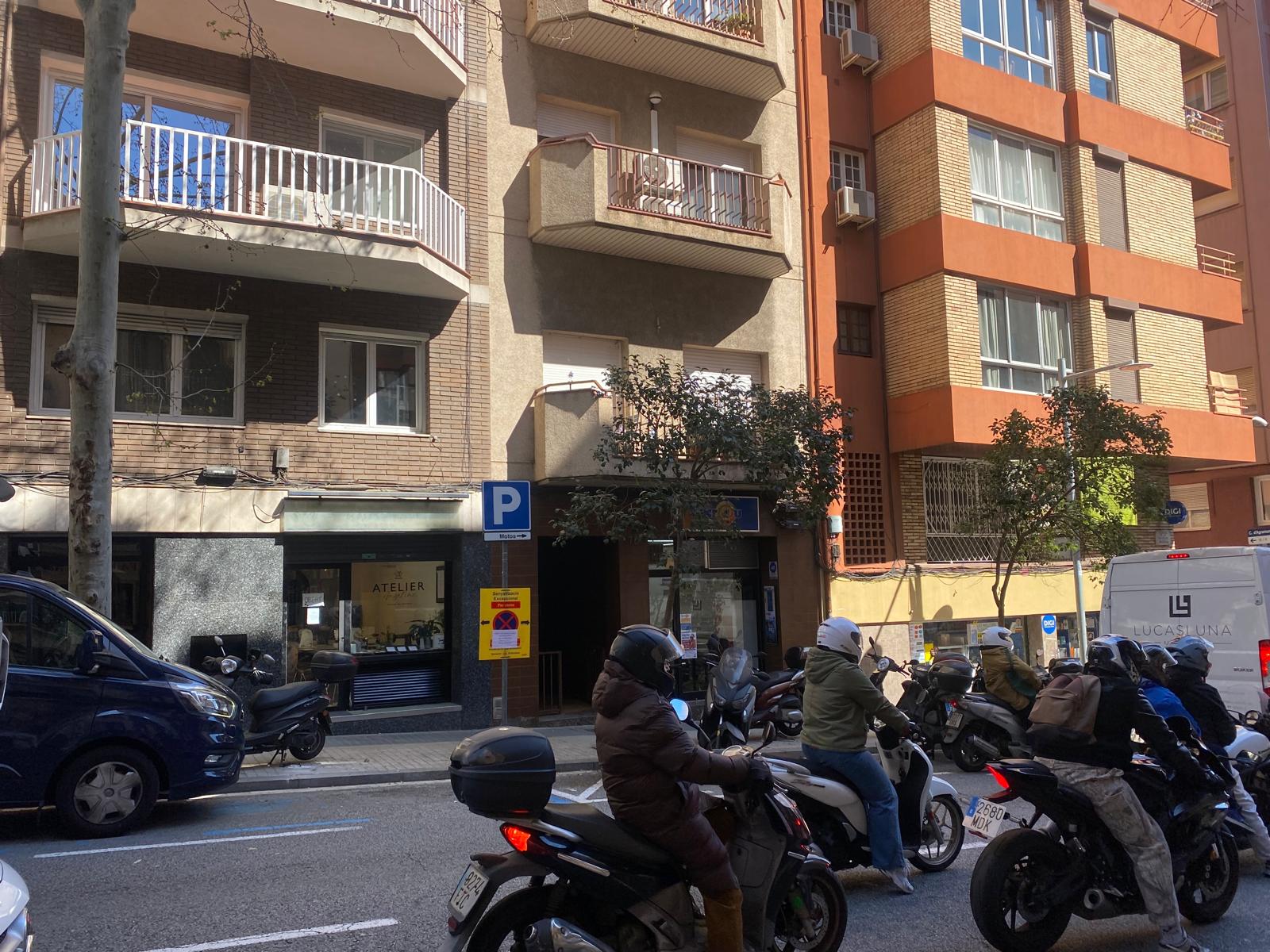 Local comercial – Barcelona 105.00 m2 photo4