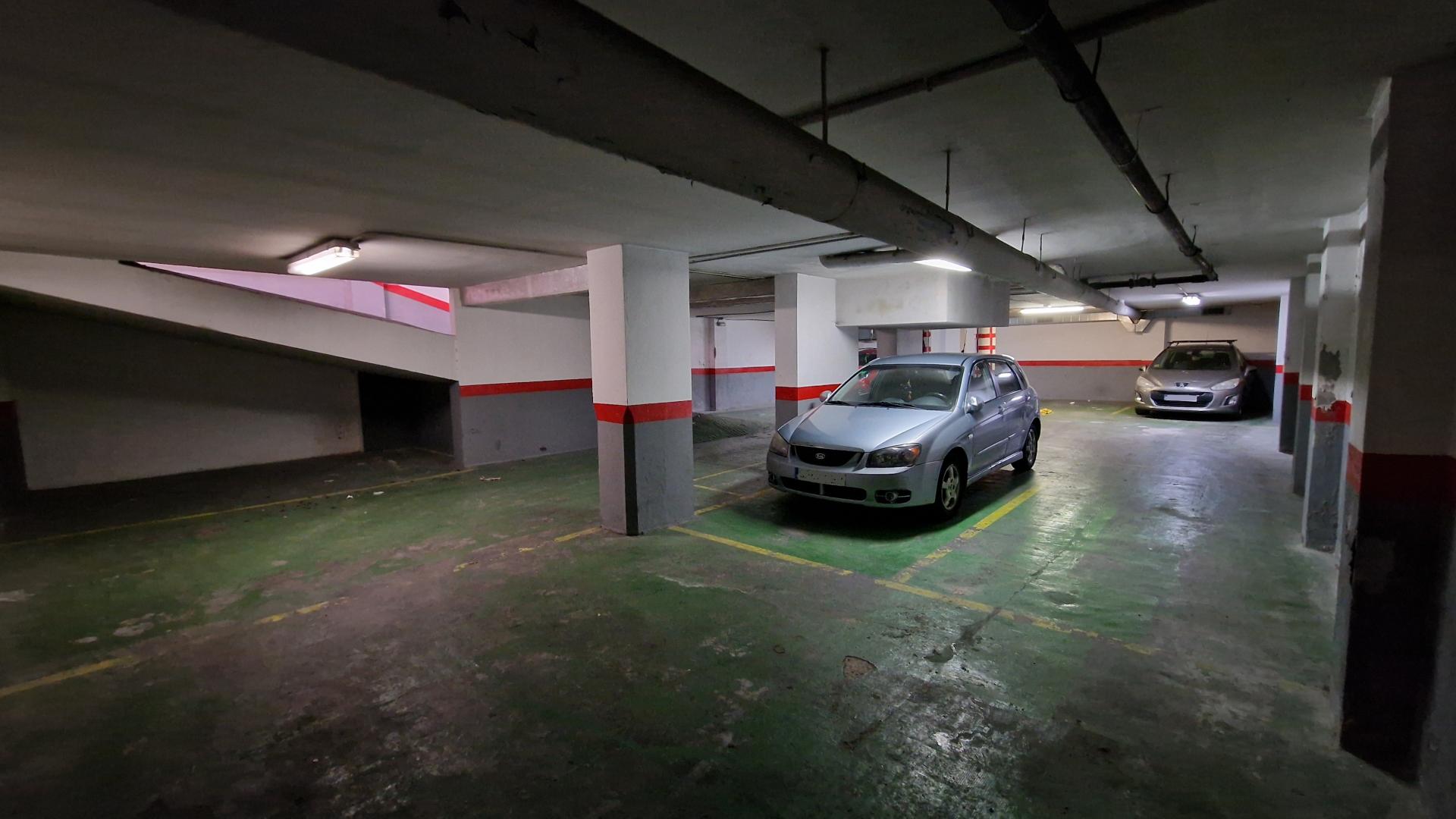 Local comercial – Hospitalet de Llobregat 383.00 m2 photo15