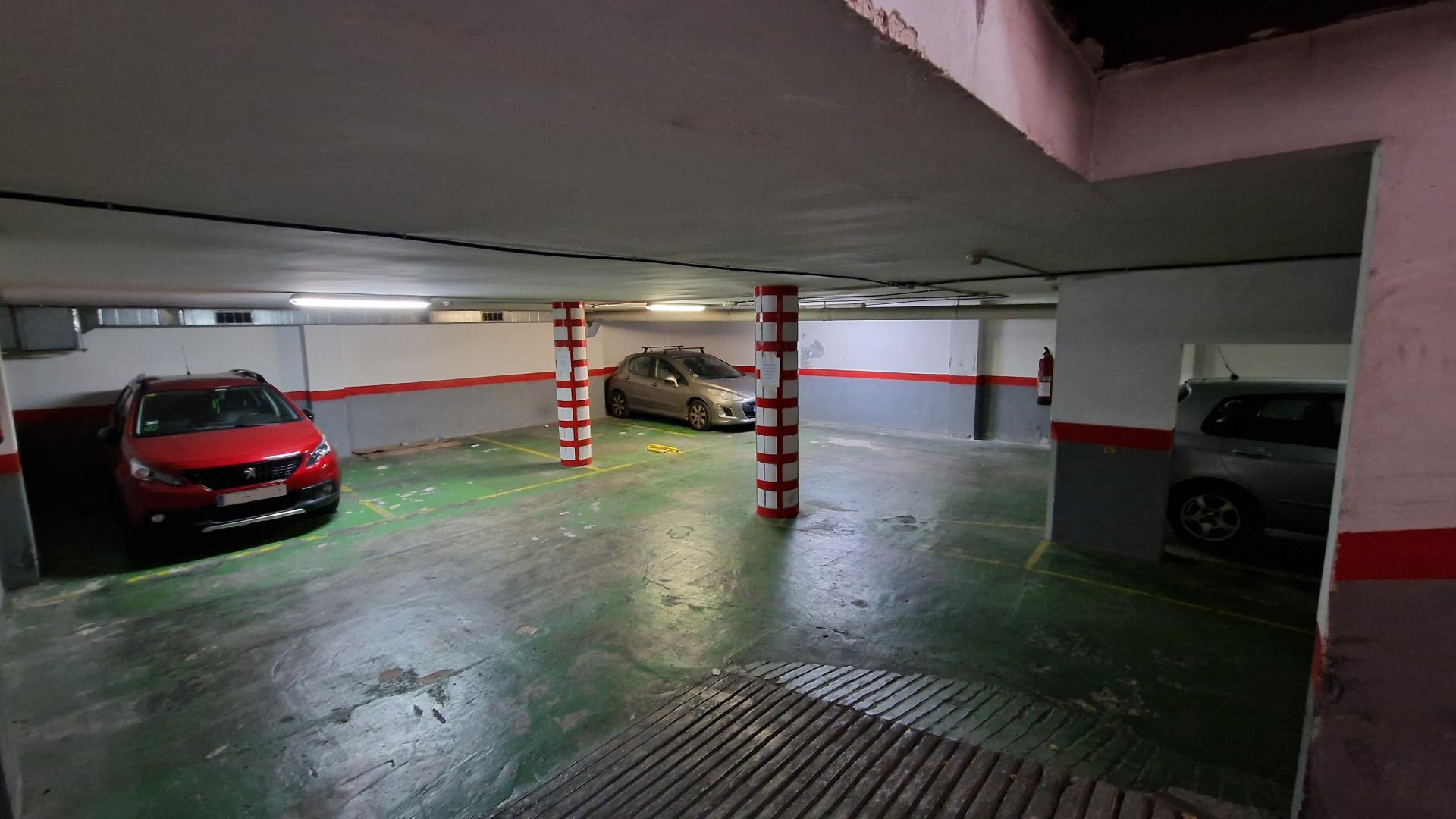 Local comercial – Hospitalet de Llobregat 383.00 m2 photo6