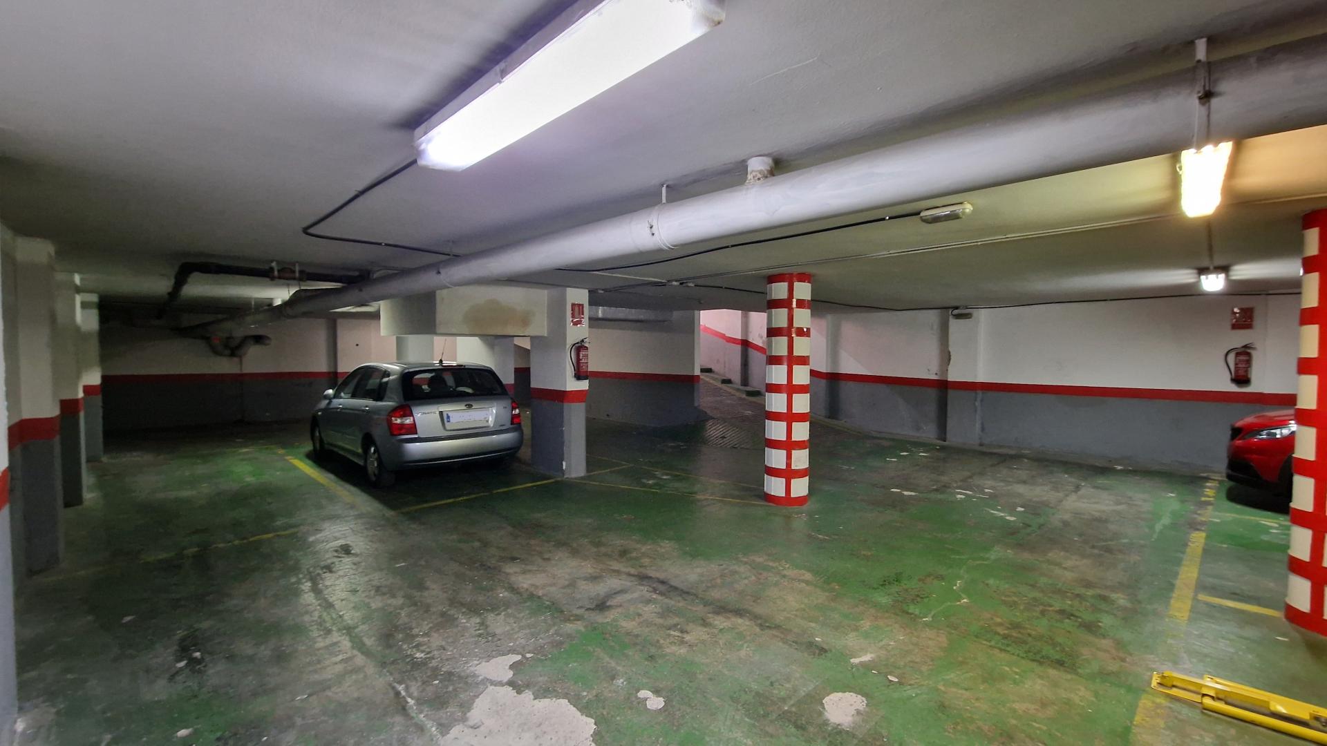 Local comercial – Hospitalet de Llobregat 383.00 m2 photo11