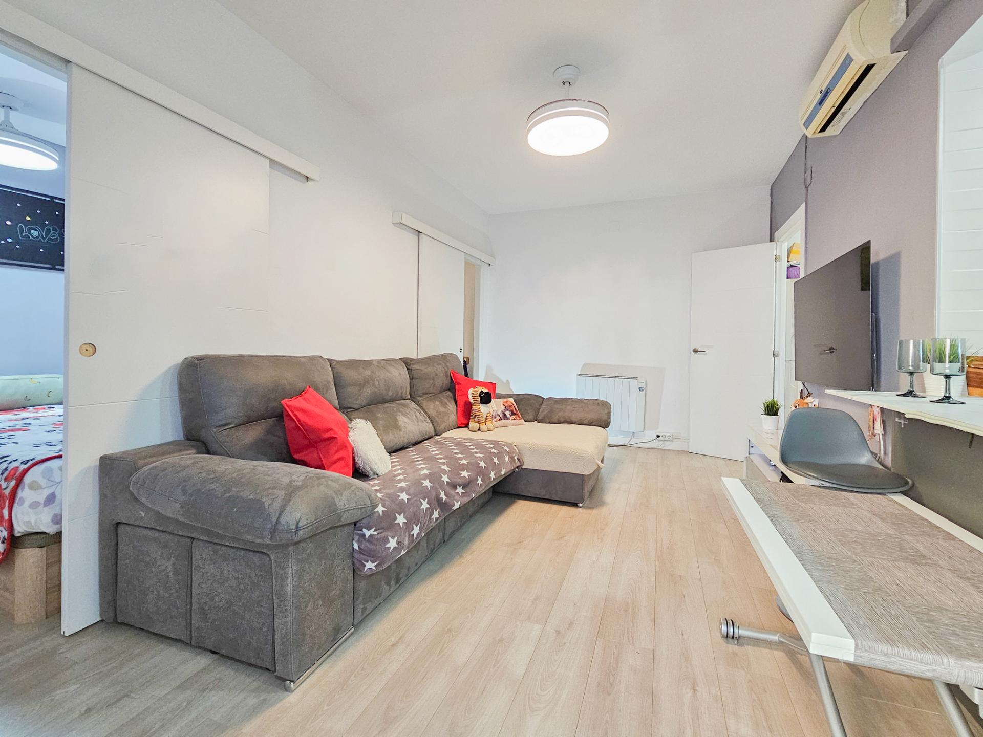 Piso – Cornellà de Llobregat 59.00 m2 photo13
