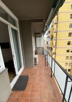 Piso – Barcelona 74.00 m2 photo14