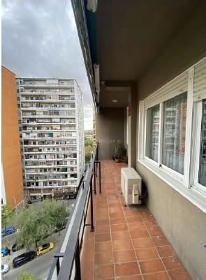 Piso – Barcelona 74.00 m2 photo11