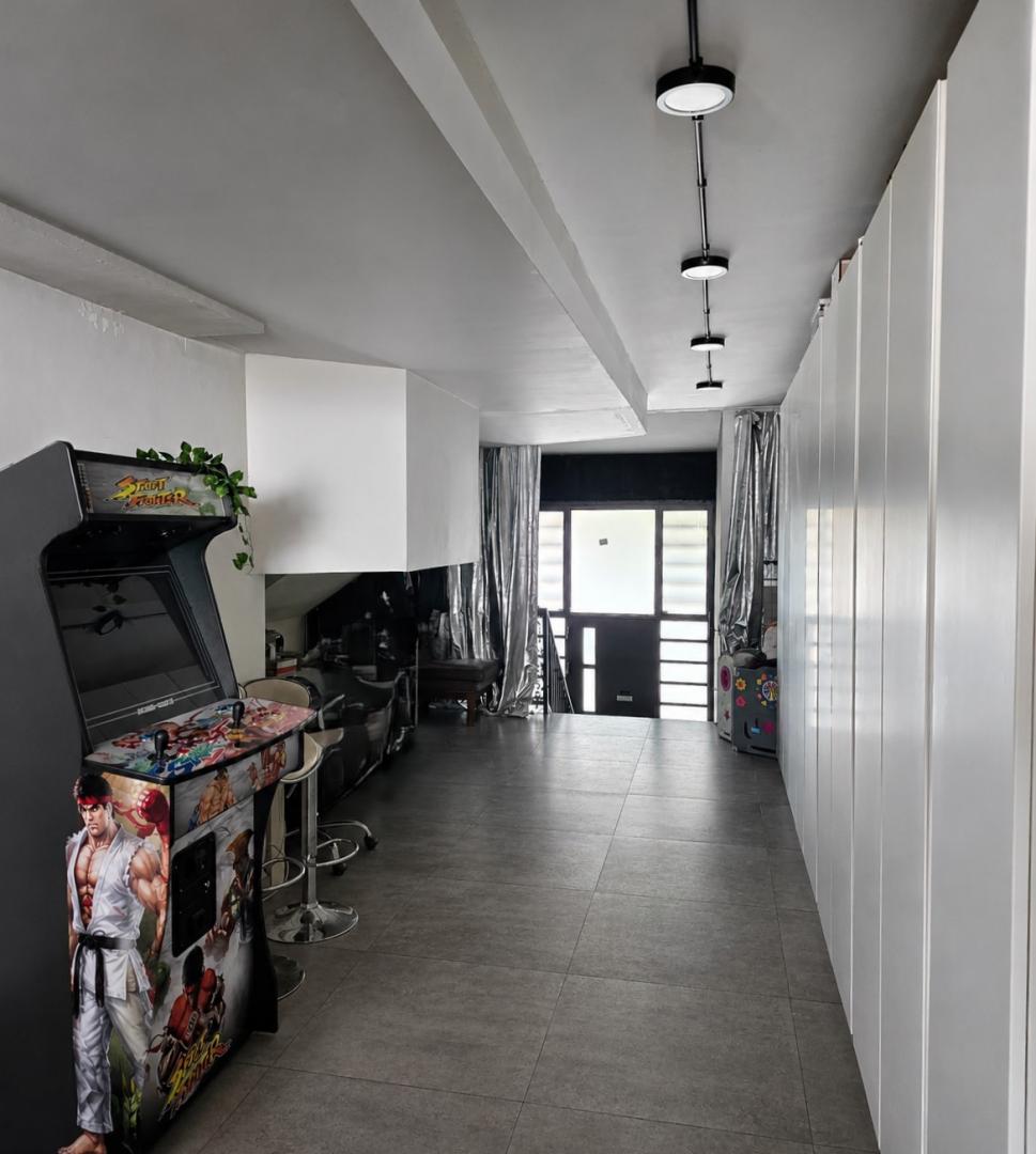 Local comercial – Barcelona 225.00 m2 photo22