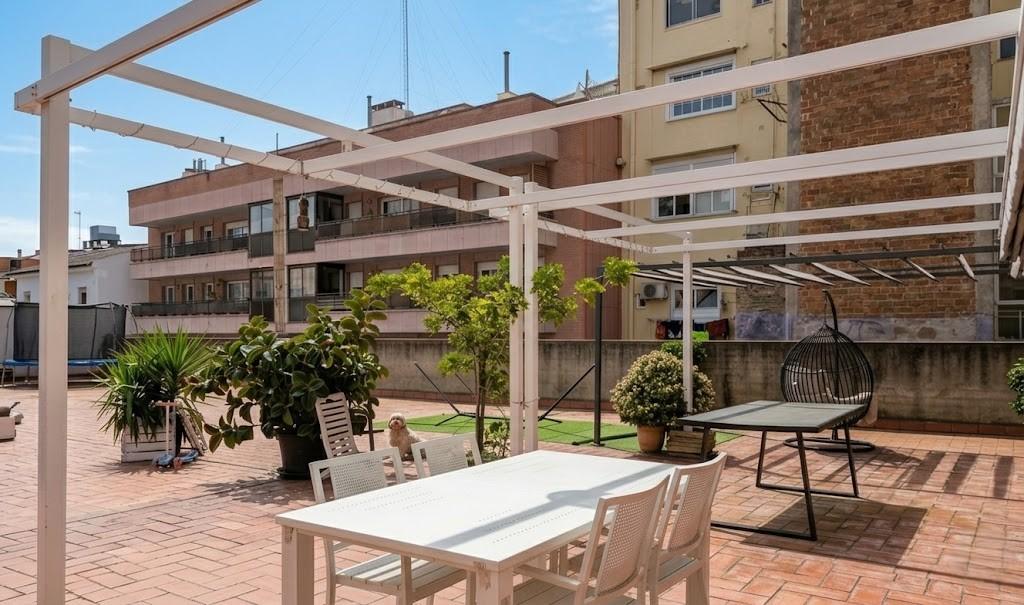 Local comercial – Barcelona 225.00 m2 photo3