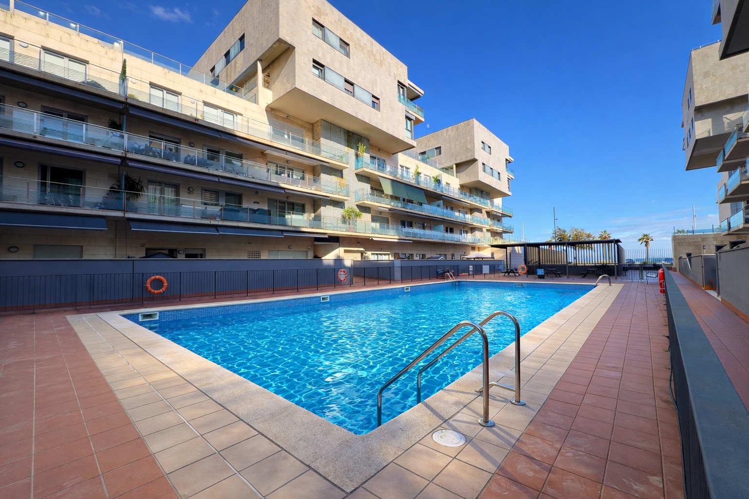Piso – Badalona 113.00 m2 photo23
