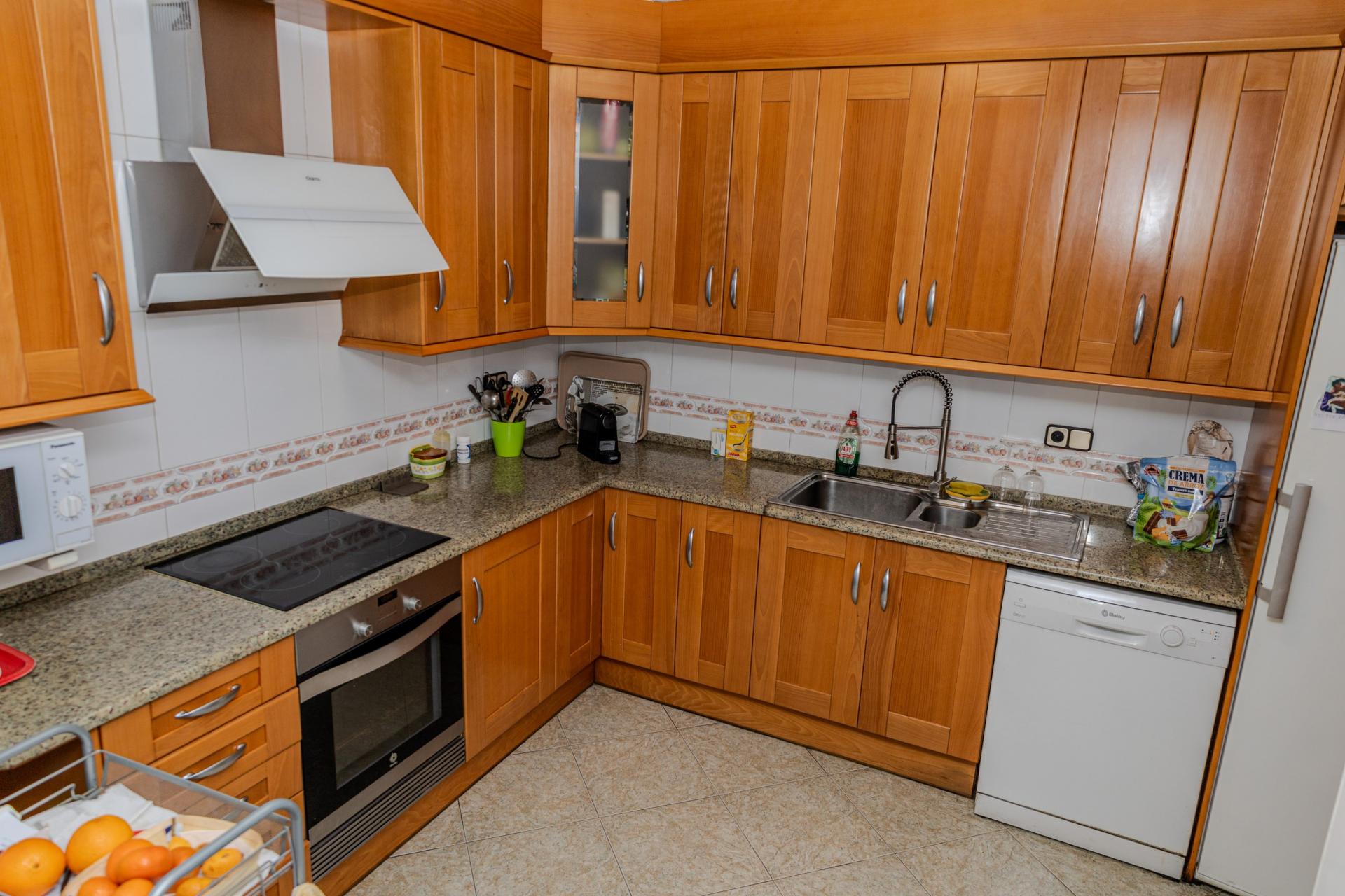 Xalet – Badalona 270.00 m2 photo17