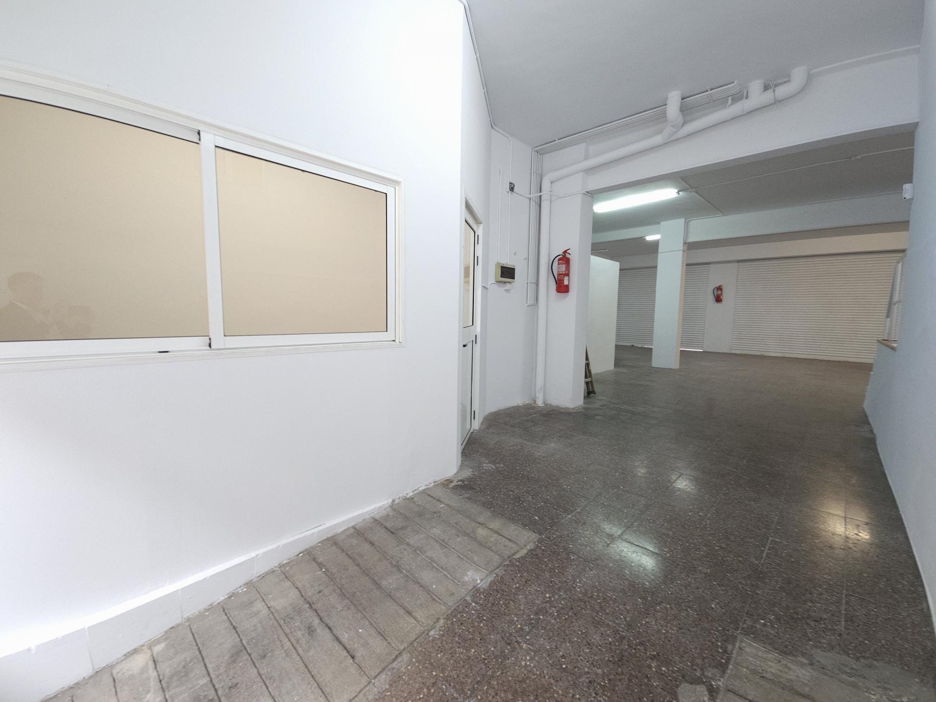 Local comercial – Sant Joan Despí 156.00 m2 photo4