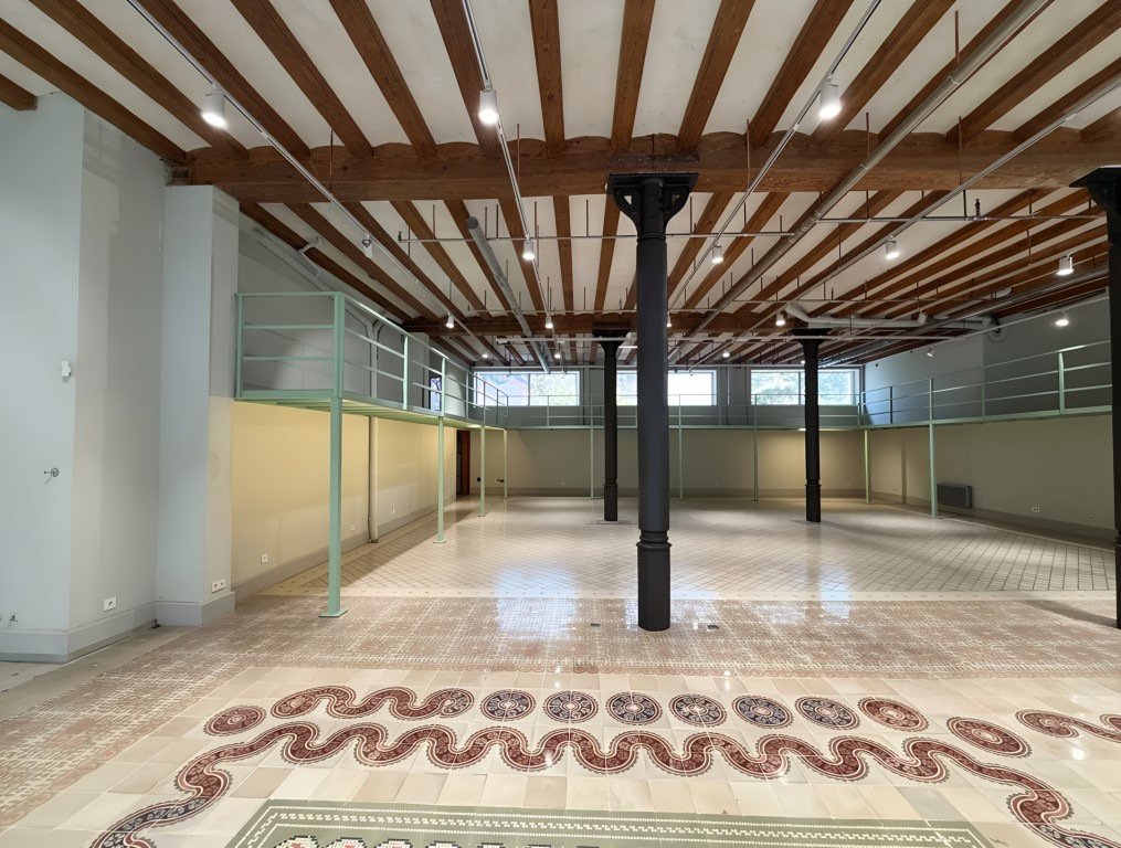 Otras casas – Barcelona 240.00 m2