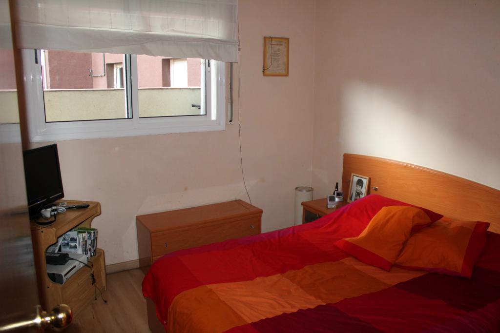 Piso – Sabadell 75.00 m2 photo4