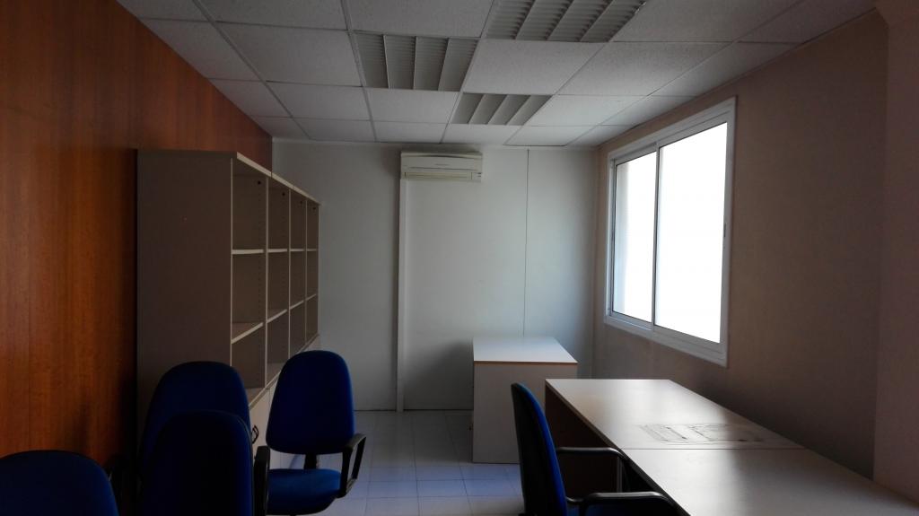 Local comercial – Hospitalet de Llobregat 800.00 m2 photo5